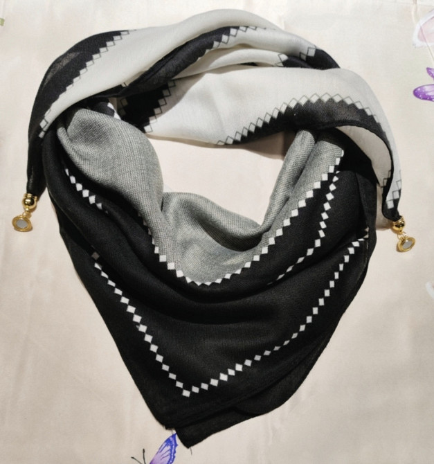 Шарф жіночий з магнітною застібкою Чорно-білий Сміла - фото 2