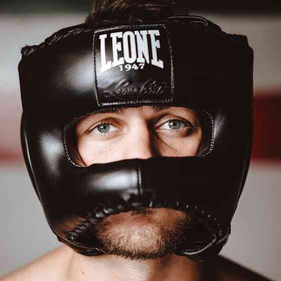 Боксерський шолом з бампером Leone Greatest Black L/XL Кам'янське