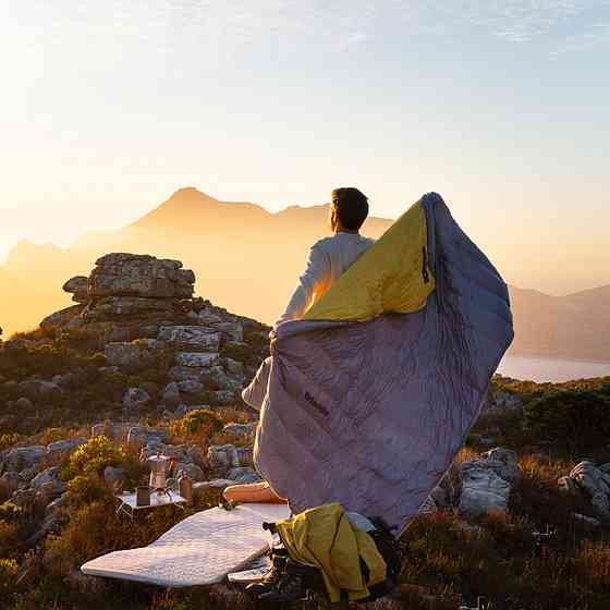 Спальний мішок із натуральним пухом Naturehike CW700 CNK2450WS048 Чорно-блакитний L Вінниця