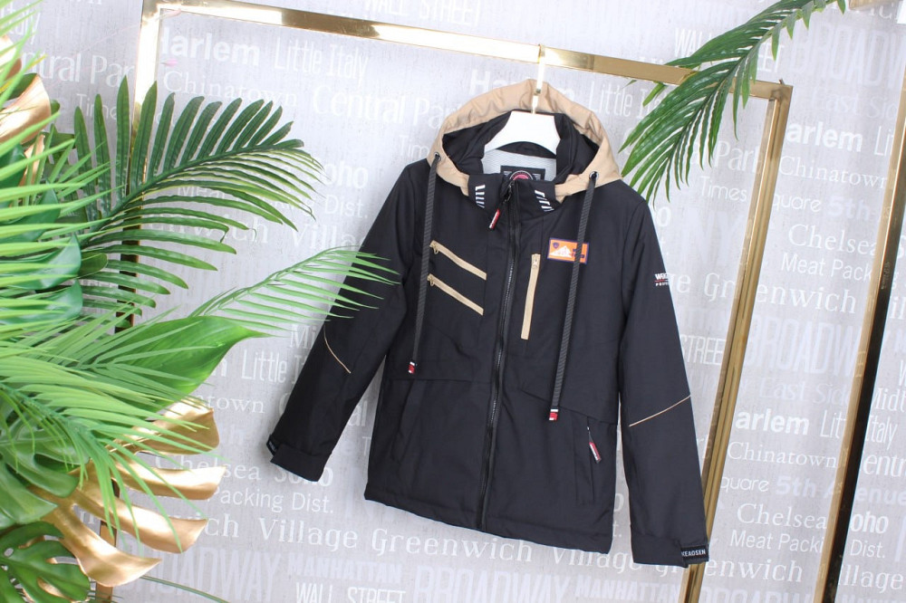 Демисезонная черная куртка с бежевыми вставками для мальчиков 140,146,152 Николаев - изображение 1