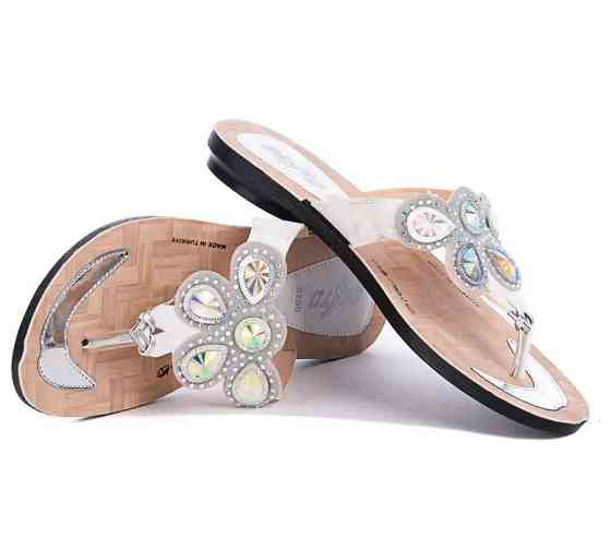 Женские Тапочки Шлёпанцы Сланцы Вьетнамки Бежевые (размеры: 36,37) Днепр