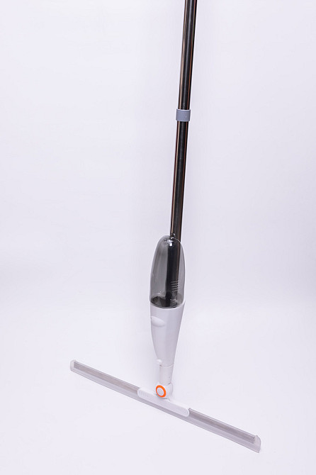Швабра-скребок з розпилювачем та довгою металевою ручкою для миття твердих поверхонь у будинку та офісі HP-35015-23 Київ - фото 5