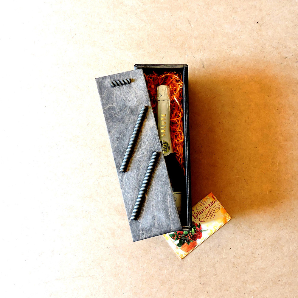 Подарочная коробка 