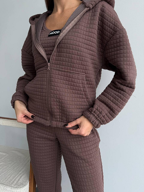 Жіночий прогулянковий костюм-трійка: кофта топ і штани Капітон Шоколадний, 46/48 Одеса - фото 7