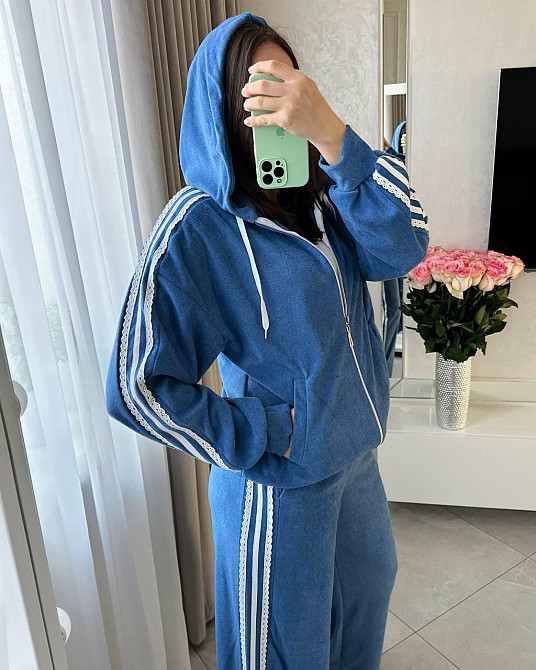 Жіночий стильний прогулянковий велюровий костюм-двійка Блакитний, 48/50 Одеса - фото 7