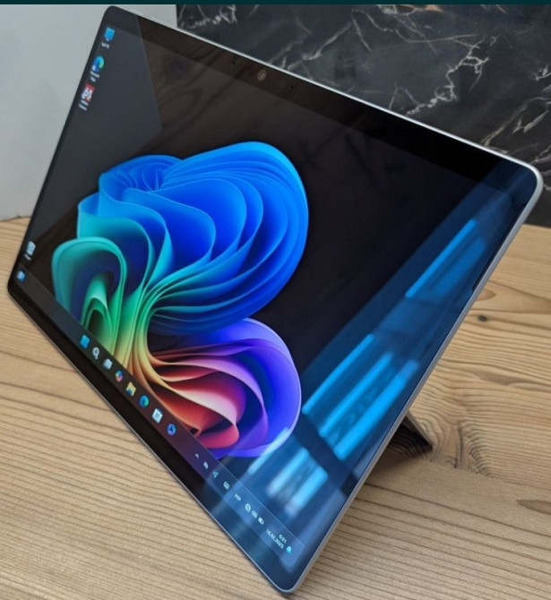 Планшет Microsoft Surface Pro 11 X Plus 16/512Gb. 2024 новый Киев - изображение 1