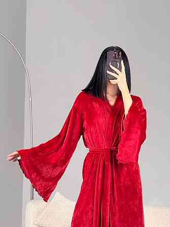 Женский стильный домашний велюровый макси халат плюш велюр Красный, Oversize 42/46 Одесса