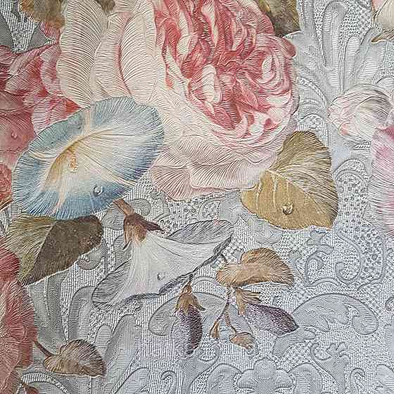 Шпалери метрові вінілові на флізелін Yuanlong Samsara квіти троянди червоні півонії бордові блакитні на сірому Київ