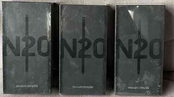 Смартфон: Samsung Note 20 Ultra. Київ