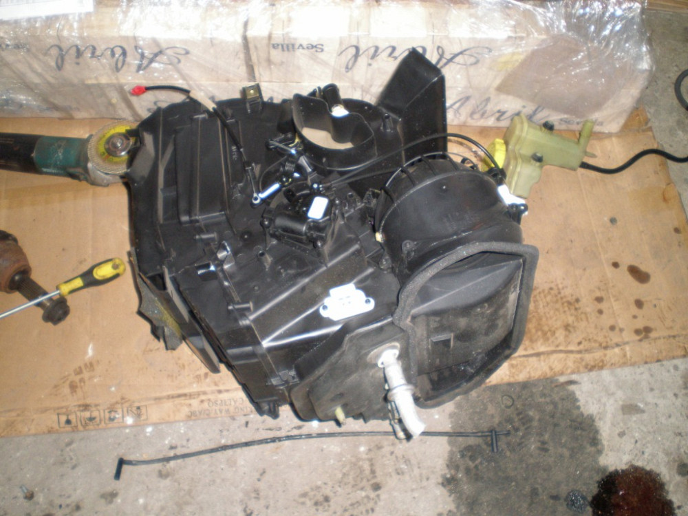 Корпус пічки в зборі Ford Fusion 2002-2012 (2N1H-19B555-AN) Ковель - фото 1