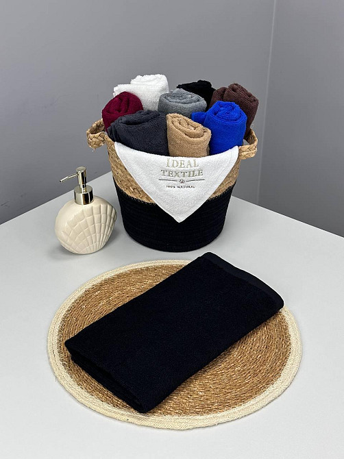Полотенце однотонное Ideal Textile 50х90 см 400 г/м2 (56860914) Чорний Черновцы - изображение 2