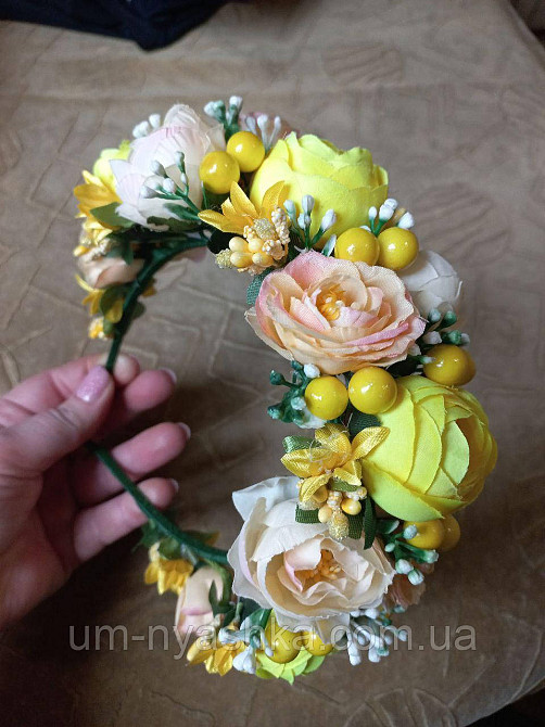 Ободок обруч з квітами "Піони середній жовтий" Кривий Ріг - фото 5