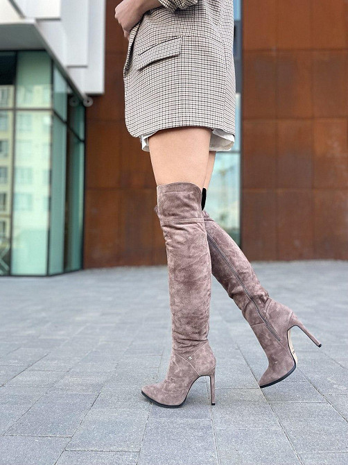 Nivelle Ботфорты женские NIVELLE капучино натуральная замша высота 50см каблук 10.5см обхват го Коломыя - изображение 3