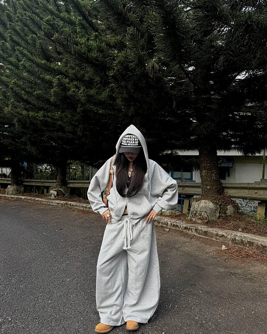 Женский прогулочный оверсайз костюм двойка: кофта и штаны двунитка Одесса - изображение 7