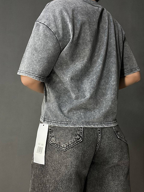 Футболка женская A-N 26031 вареная тай дай оверсайз с объемной надписью серая, серый, one size Киев - изображение 19