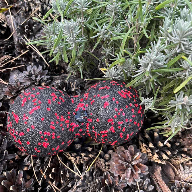 Масажний м'яч подвійний PowerPlay PP-4352 Epp foam peanut ball (d8*16cm.) Чорно/Червоний Кам'янське - фото 5