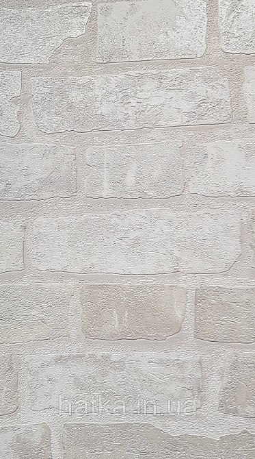 Обои виниловые на флизелине AdaWall Roka 1.06х10 под кирпич структурные белые молочные серебристые 23104-1 Киев - изображение 2