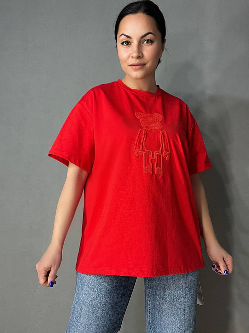 Футболка жіноча A-N 2396 оверсайз з ведмедиком та блискітками, червоний, one size Київ - фото 5