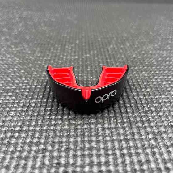 Капа OPRO Silver доросла (вік 11+) Black/Red (art.102502001) Кам'янське