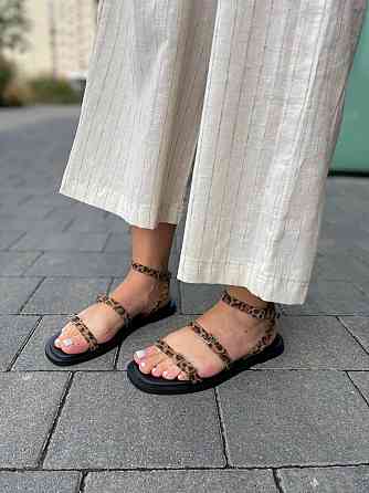 Zemira Босоніжки жіночі леопардові ZEMIRA 05300, замшеві / Стильні босоніжки на низькому ходу р Коломыя