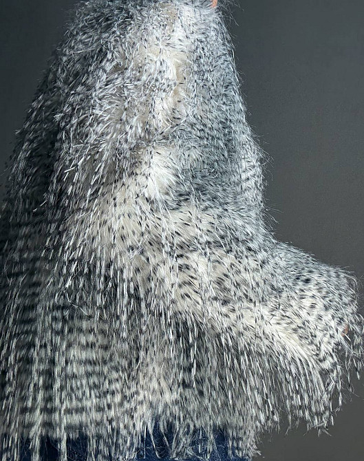 Шуба жіноча Fancy Matinee 111 штучне хутро перо коротка сіра, сірий, L Київ - фото 12