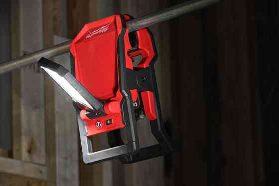 Ліхтар світлодіодний акумуляторний MILWAUKEE, M18 PAL2-0 2000 люмен Одеса