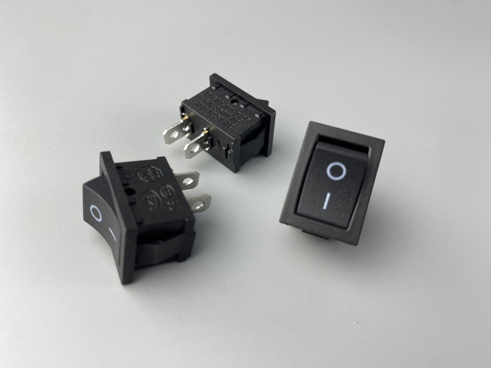 Перемикач клавішний чорний,15 мм 21 мм, 2 ніжки Мукачево - фото 4