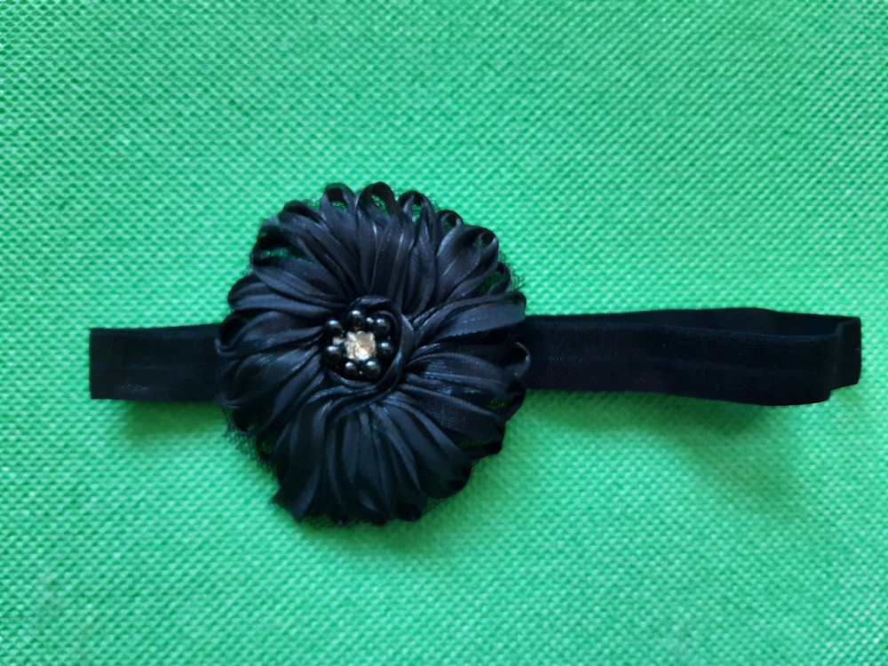 Повязка для девочки черная - размер цветка 7см, размер универсальный (на резинке) Киев - изображение 1