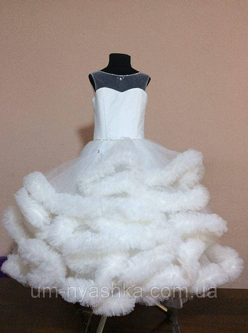 Пышное платье Облачко белое на 4-5, 6-7 Кривой Рог - изображение 5