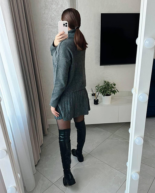 Женский уютный теплый костюм: свитер и юбка мелкая машинная вязка Антрацит Одесса - изображение 4