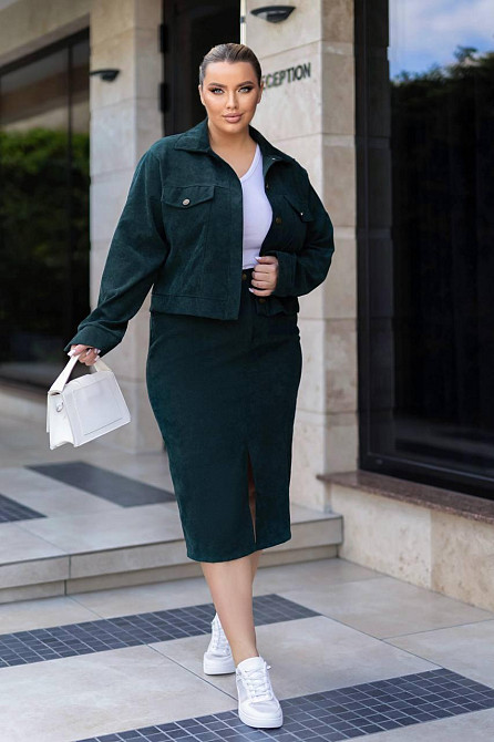 Женский стильный костюм двойка: жакет и юбка микровельвет Бутылка, 52 Одесса - изображение 1