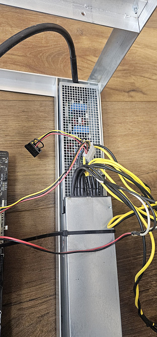 Дуже потужна майнинг ферма на 6 відеокарт (БЖ 2450W) Клевань - изображение 7