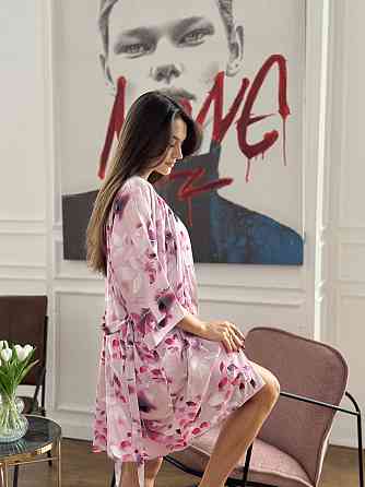 Халат жіночий шовковий під пояс Квітковий принт Рожевий XL\2XL Харків