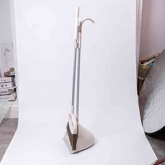 Веник і совок на довгій ручці для прибирання Київ