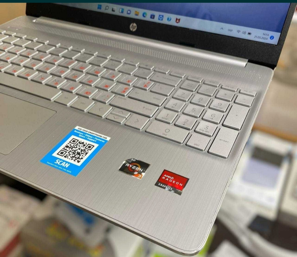 Ноутбук: HP 15-ef1023 dx /AMD Ryzen 3 3250U / RAM8Gb. / SSD 256Gb./ AMD Radeon Киев - изображение 6