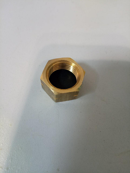 Заглушка латунна на побутовий заправний газовий балон 21,8