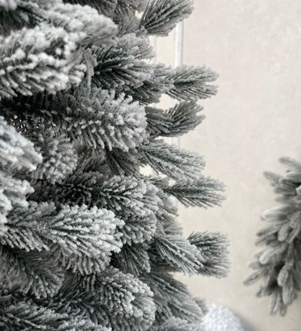 Штучна лита конусна ялинка Класик засніжена 2.6м Київ - фото 3