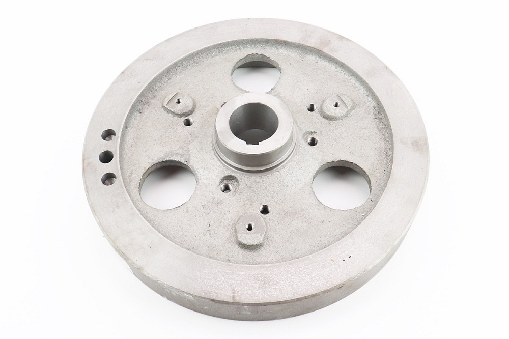 Маховик R190N/195NM Киев - изображение 1