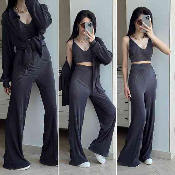 Женский легкий базовый костюм тройка: рубашка топ и штаны плиссе 48/50, Графит Одесса