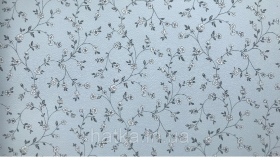 Шпалери вінілові на флізелін Petite Fleur 4 Rasch Texti 288772 на блакитному тлі білі квіти сірі гілочки Київ