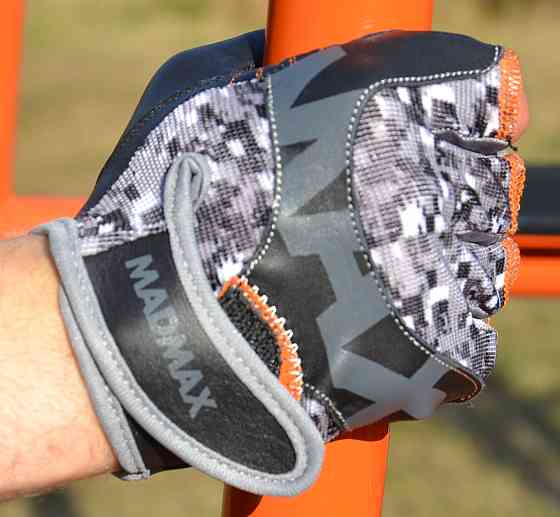Перчатки для фітнесу MadMax MFG-831 Mti 83.1 Grey/Digital Camo M Кам'янське