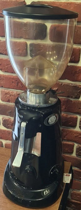 Кофемолка: Fiorenzato F5D Киев - изображение 1