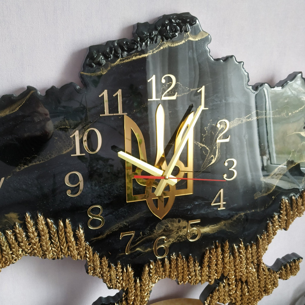 Годинник настінний 40 * 25 см з епоксидної смоли ручної роботи "Карта України" з колоками та гербом Дніпро - фото 5