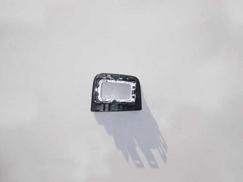 Mercedes-Benz  A2057308101 9051 Чорна накладка кнопки склопідйомника на задній лівій дверній карті C-Class W205 Одеса - фото 2