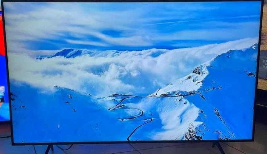 Телевизор: Samsung 65