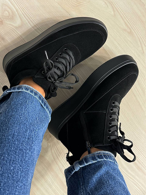 Ботинки женские Hengji 280-6 зимние на меху на темной подошве замшевые черные, 39, 24,5 см Киев - изображение 5