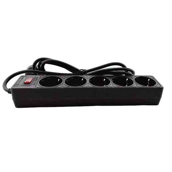 Сетевой фильтр с заземлением 5 гнезд, 2 м, черный Днепр