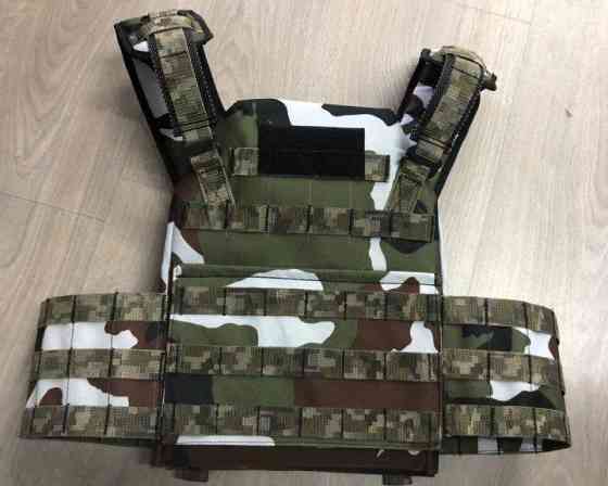 Плитоноска тактическая жилет со стропами Molle под плиты 25х30см (Камуфляж) Киев