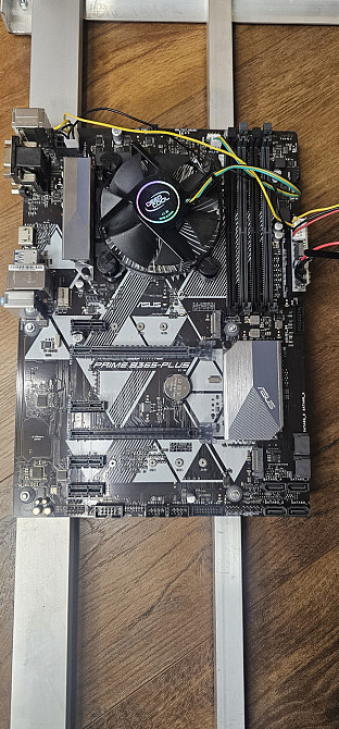 Дуже потужна майнинг ферма на 6 відеокарт (БЖ 2450W) Клевань - изображение 4