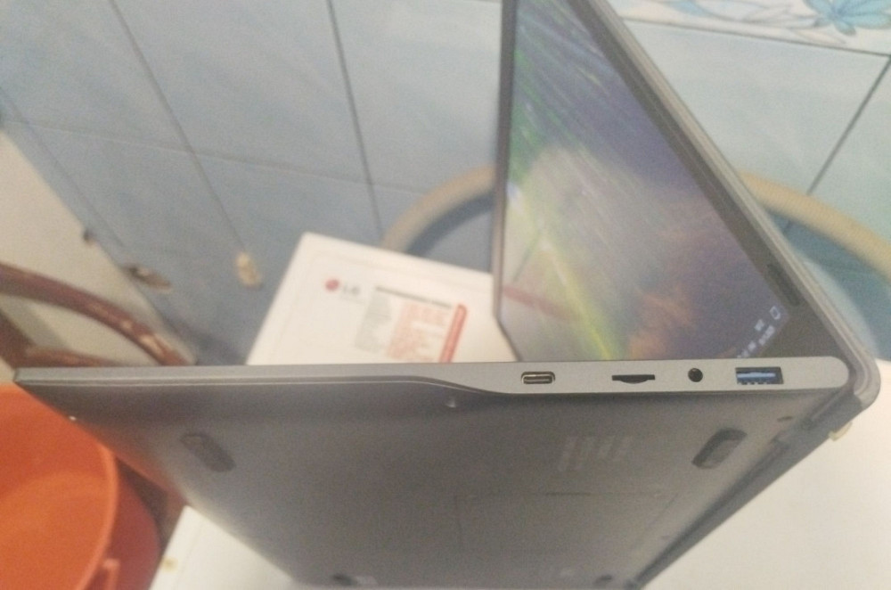 4К Экран IPS OLED 4 Ядерный Процессор SSD 1000 ГБ Киев - изображение 2